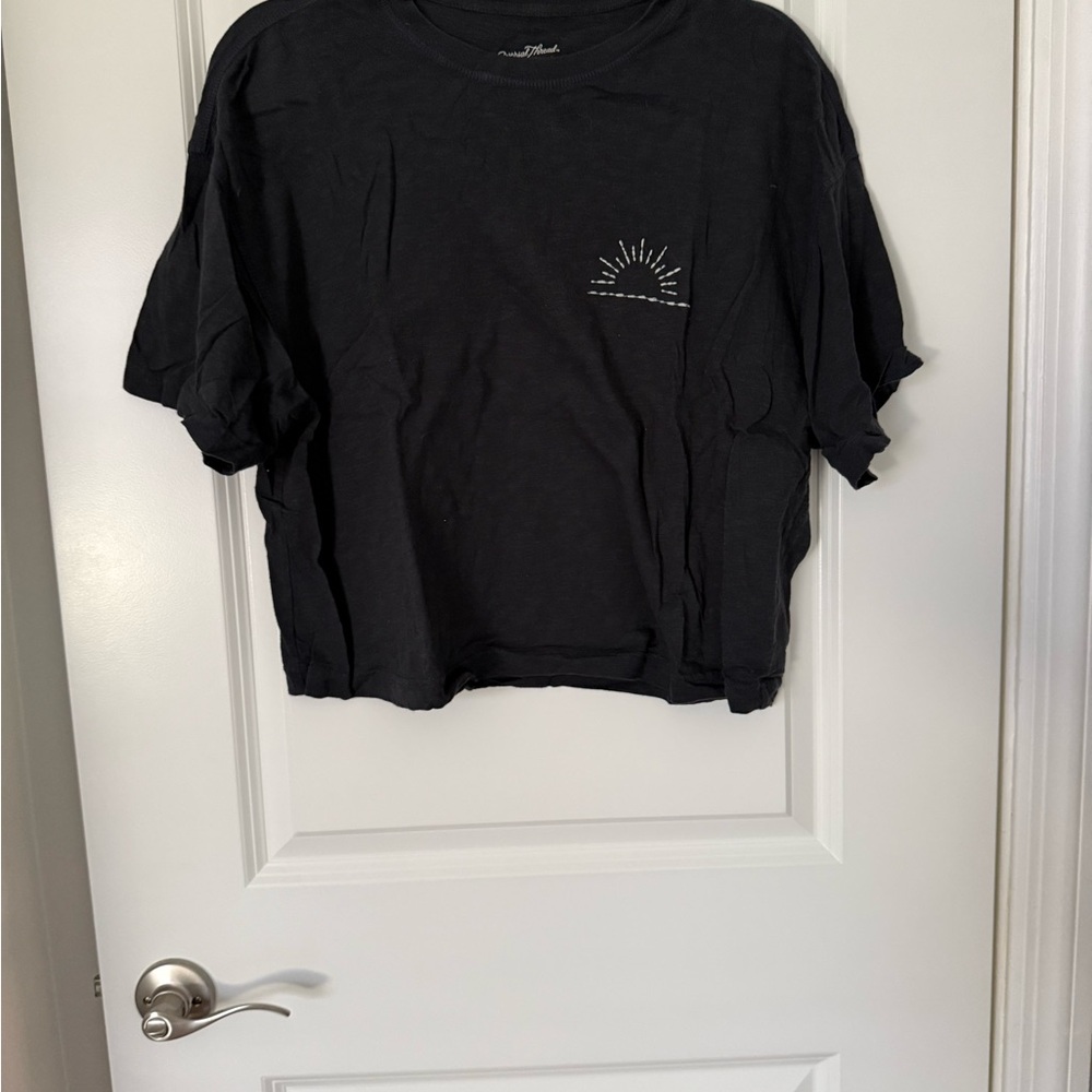 Universal Thread Black Tee